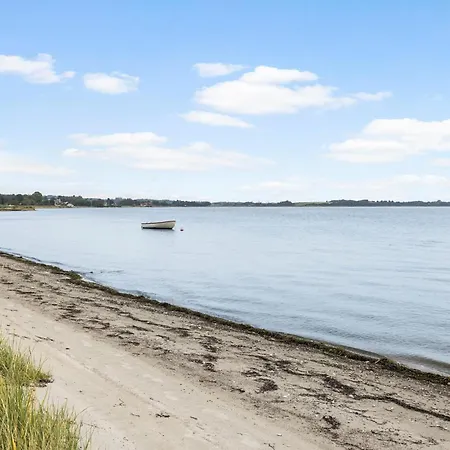 Lovely In With Sauna Дом отдыха Фюр