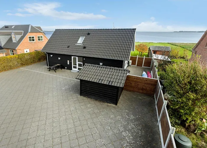 Lovely In With Sauna Ferienhaus *